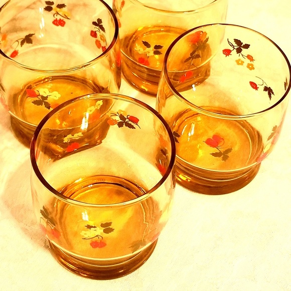 Other - Vtg.Set of 4 Strawberry Amber Juice Glasses